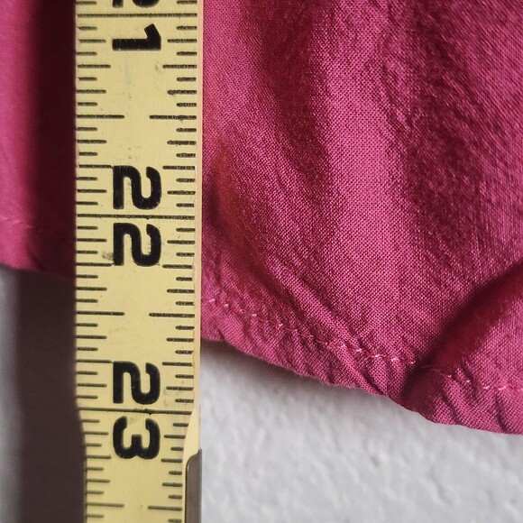 Velvet By Graham & Spencer Blouse Womens Small Pink V Neck Short Sleeve Top - Picture 5 of 6
